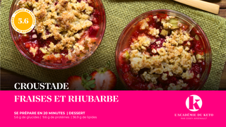 Croustade Keto fraises et rhubarbe
